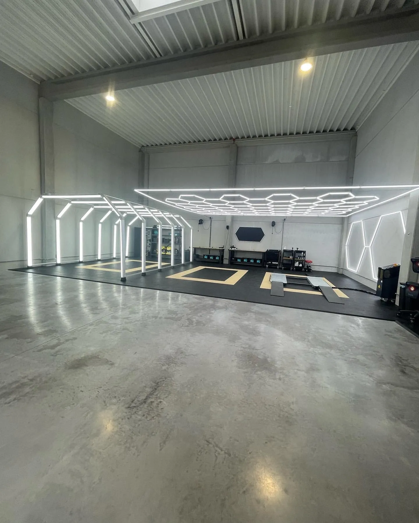 CRIJNS – Dalles – Floor Tiles – Trax – PRO – 39,50×39,50cm – BOX – 30 Items – Dark Grey - Afbeelding 4