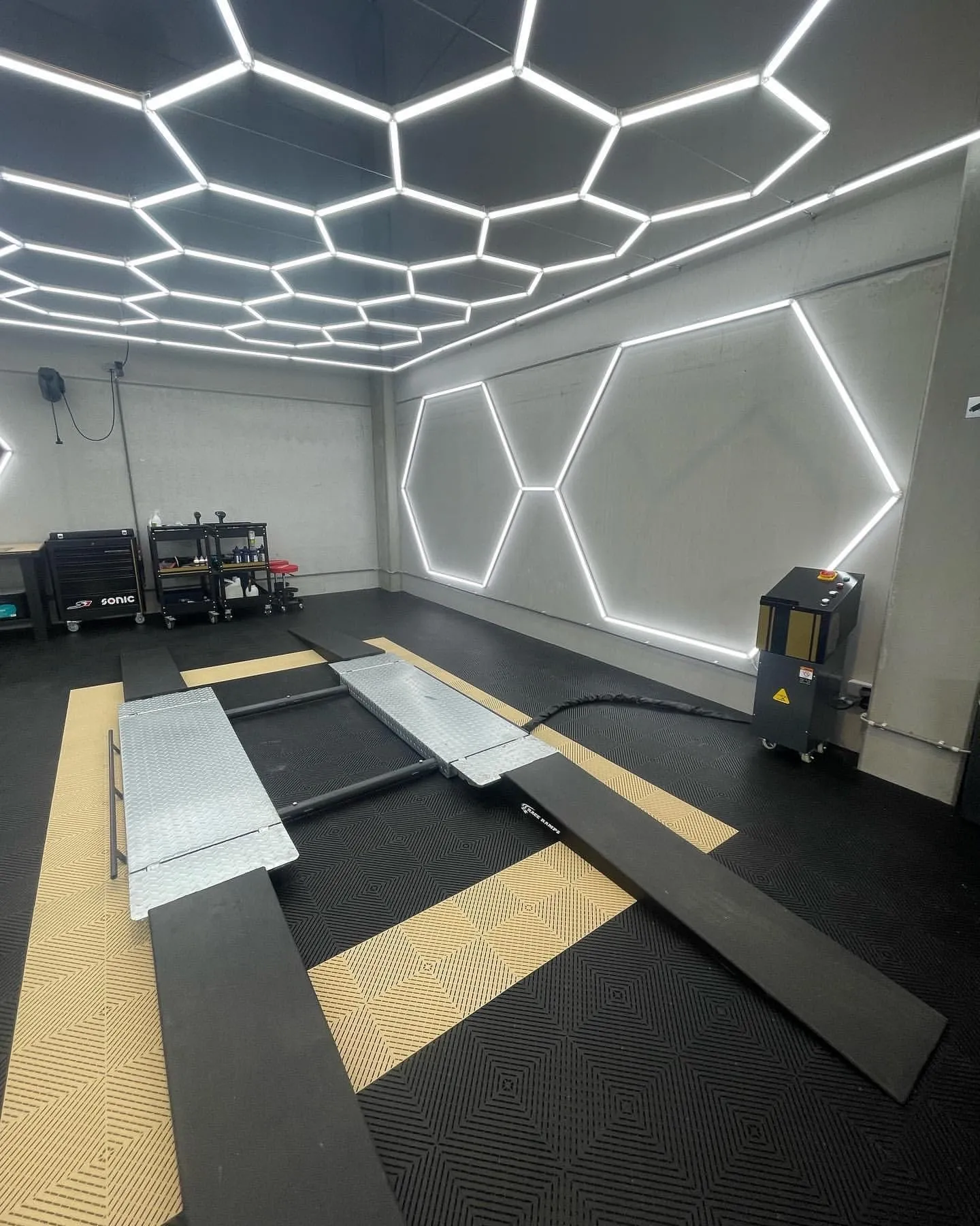 CRIJNS – Dalles – Floor Tiles – Trax – PRO – 39,50×39,50cm – BOX – 30 Items – Dark Grey - Afbeelding 6